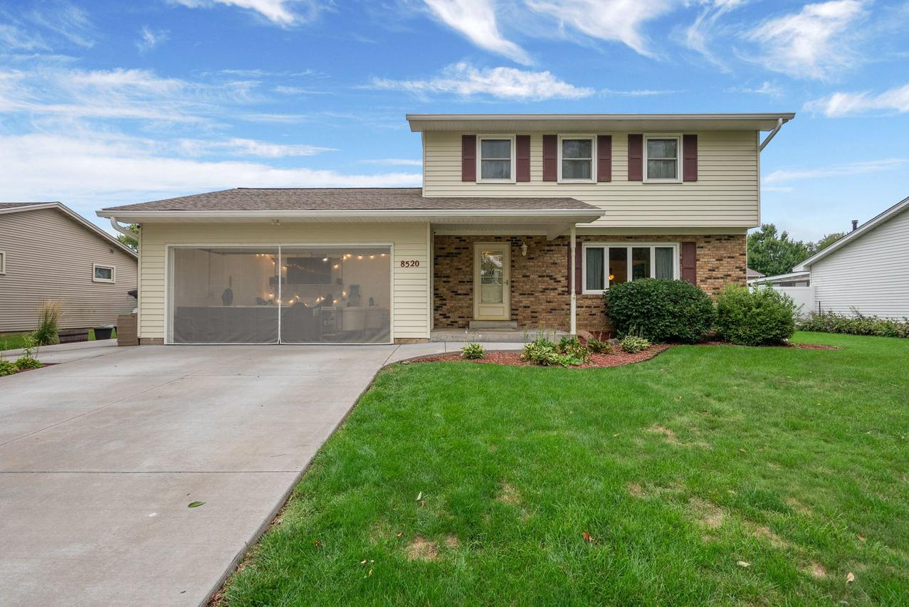 8520 18th St., Rock Island, IL 61201