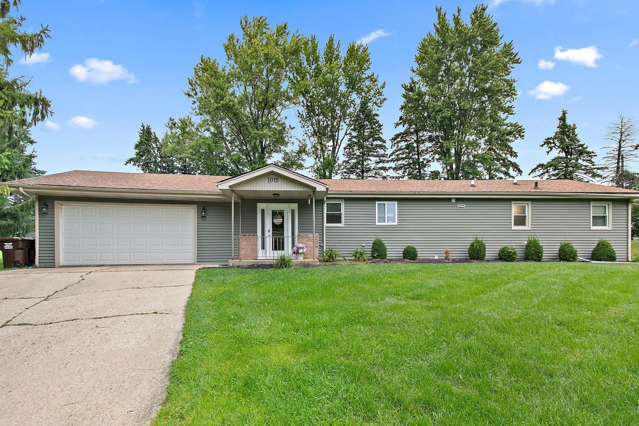 1015 Arctic Cir., Rockford, IL 61108