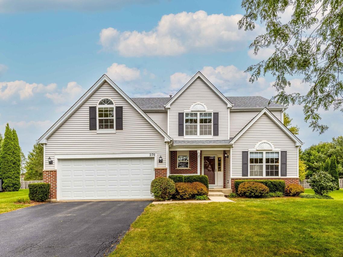 270 W Winding Trail Cir., Round Lake, IL 60073