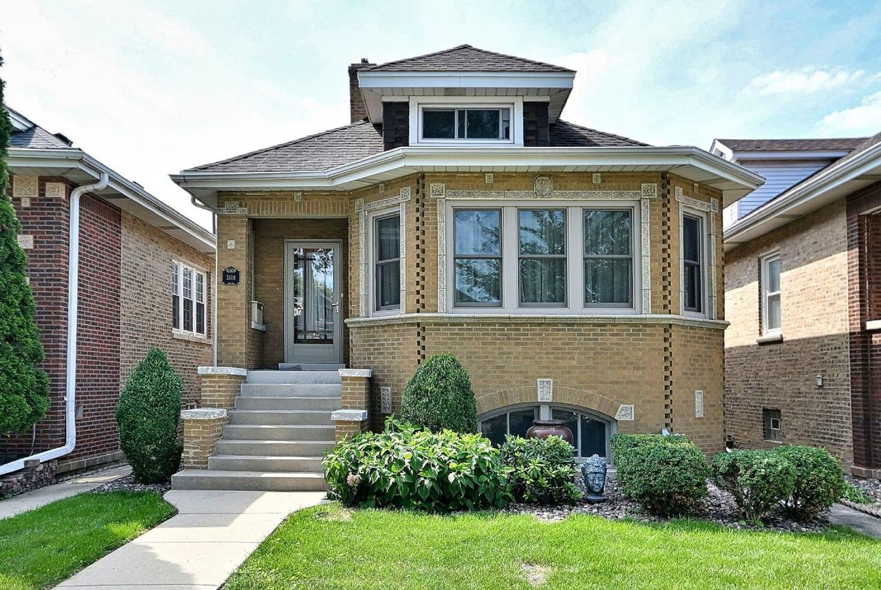 3118 N 78th Ct., Elmwood Park, IL 60707