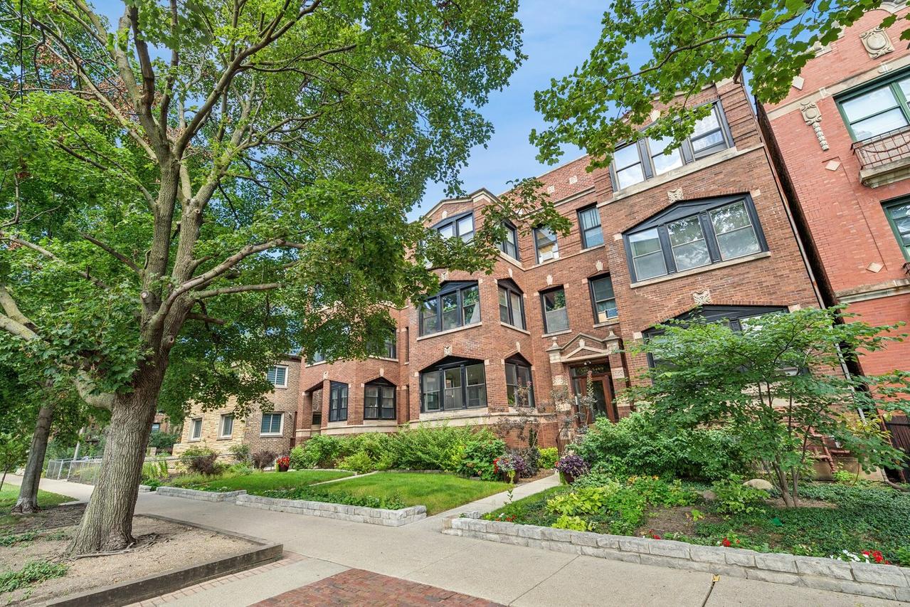 5487 S Cornell Ave. #3, Chicago, IL 60615