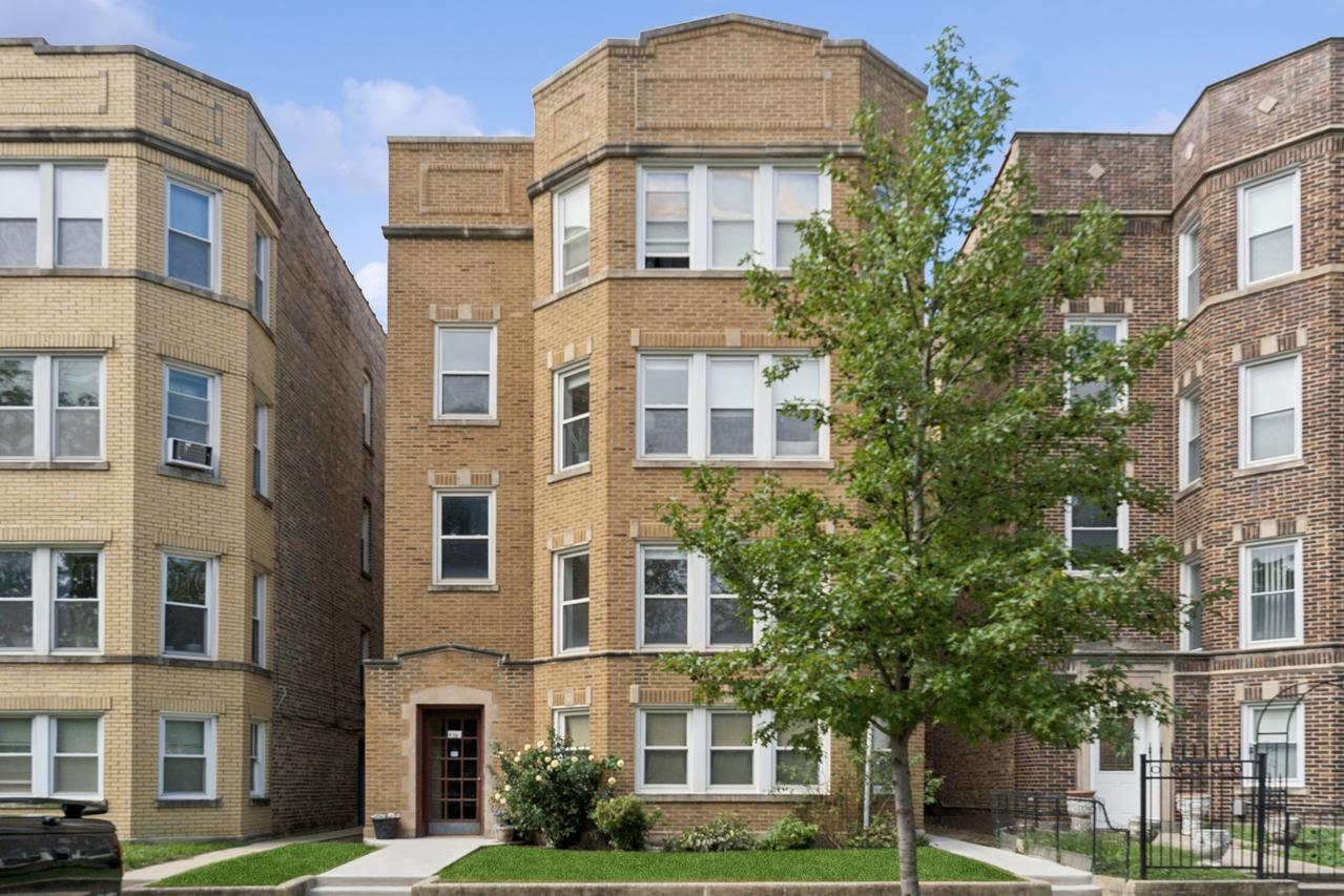 9116 La Crosse Ave., Skokie, IL 60077