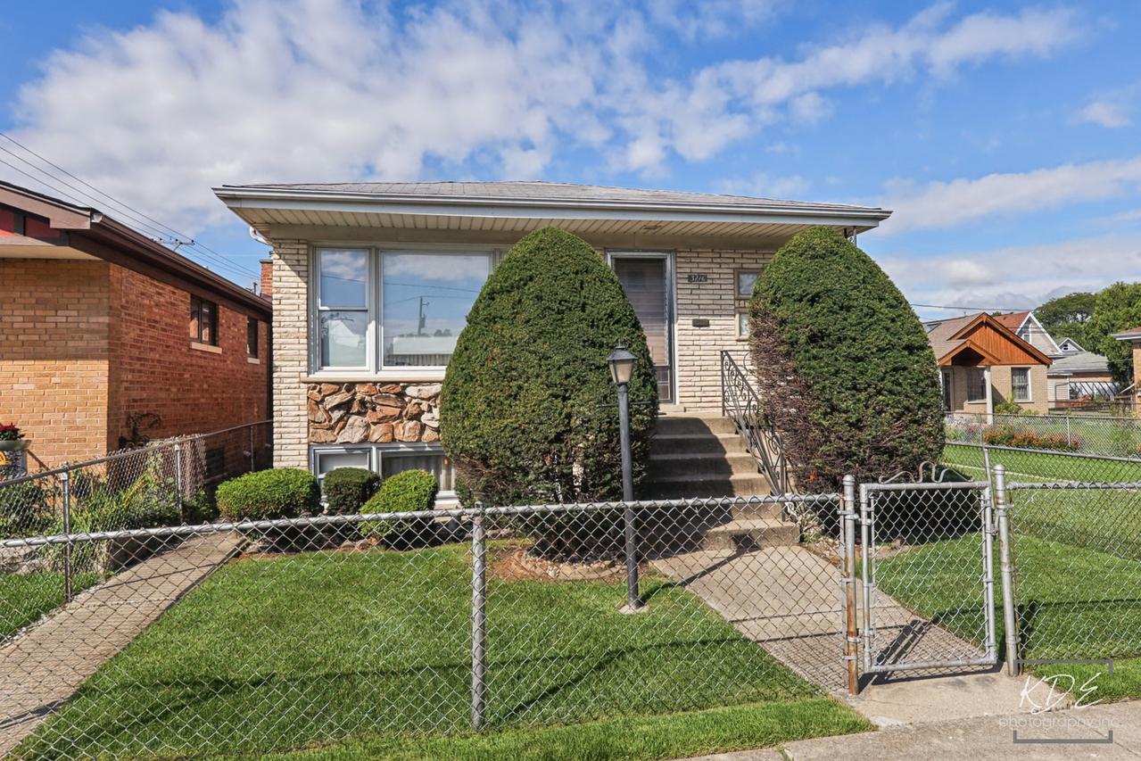 3216 N Ottawa Ave., Chicago, IL 60634