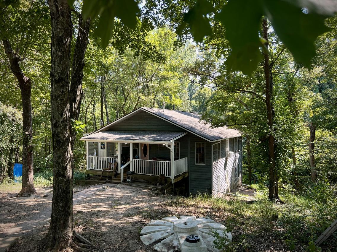 88 S Jungle Rd., Murphysboro, IL 62966