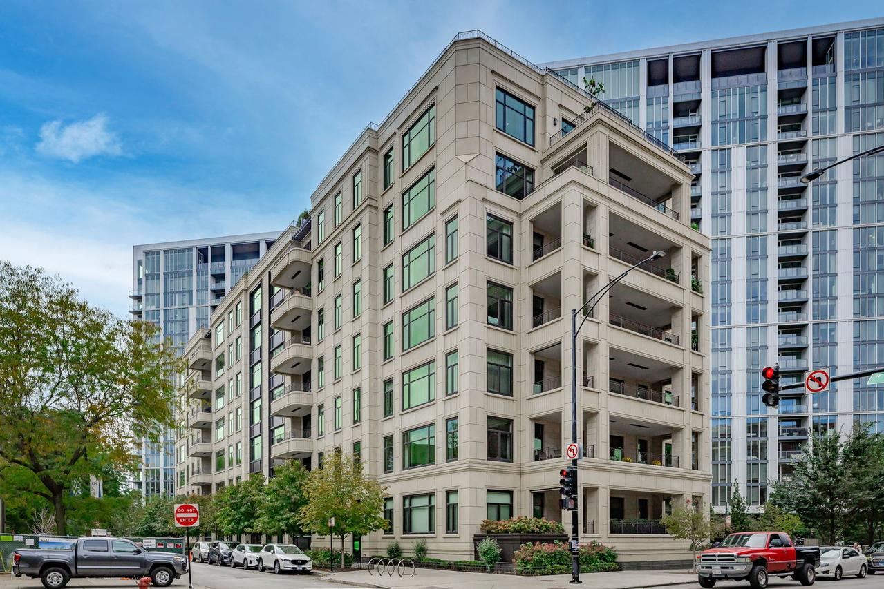 [Address Hidden by Seller], Chicago, IL 60614
