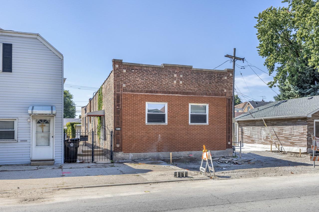 2812 Ridgeland Ave., Berwyn, IL 60402