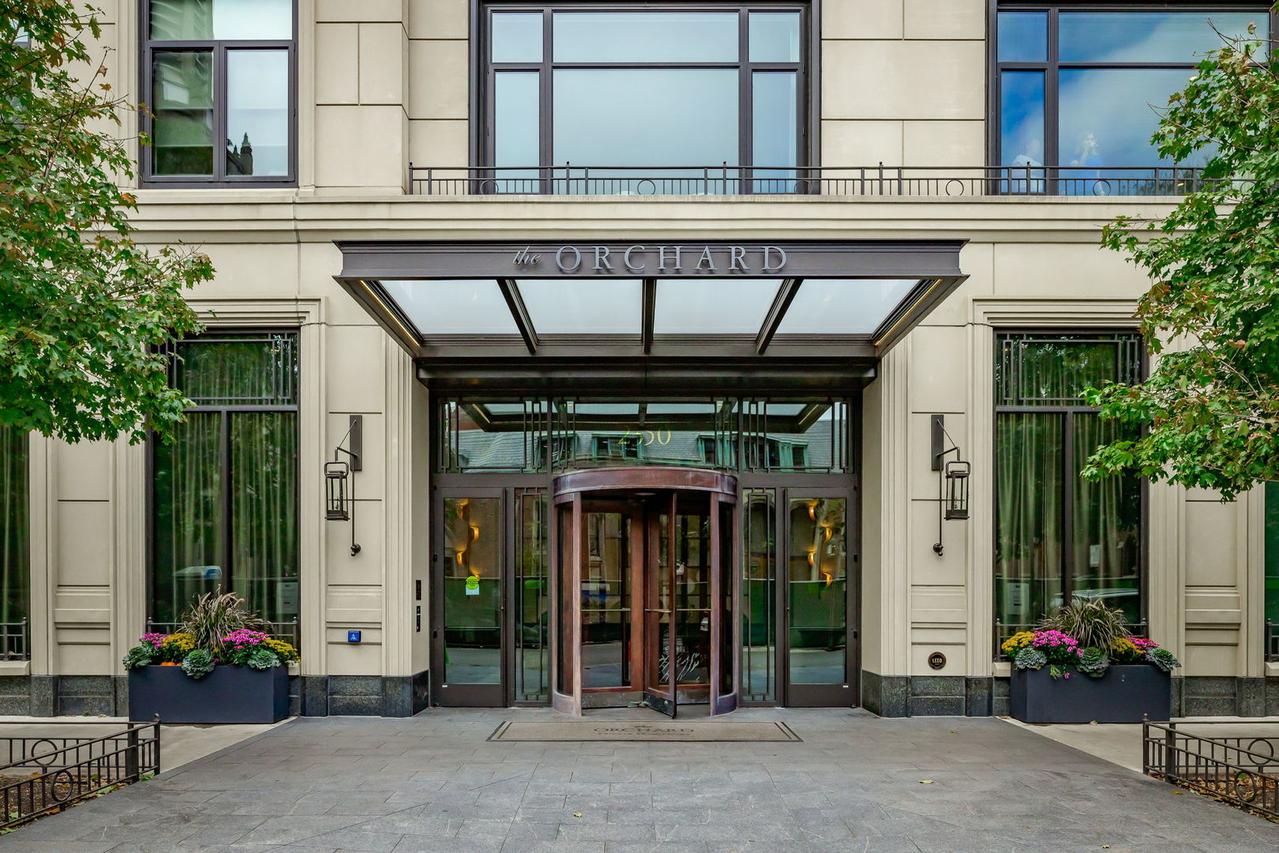 2350 N Orchard St. #404, Chicago, IL 60614