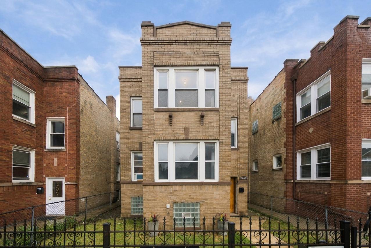2265 W Diversey Ave., Chicago, IL 60647