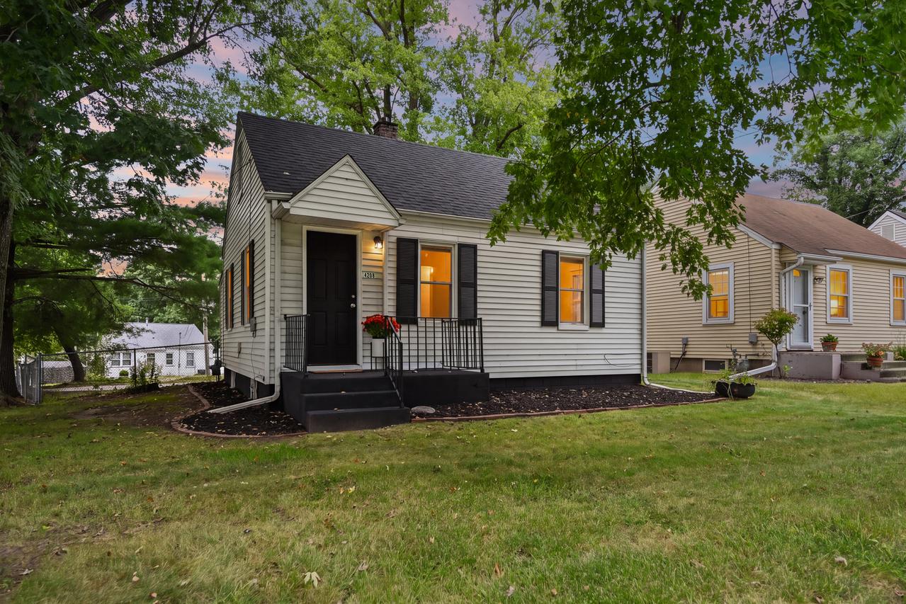 4208 30th St., Rock Island, IL 61201