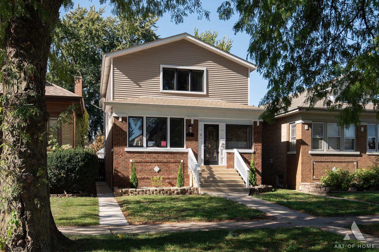 1220 Wisconsin Ave., Berwyn, IL 60402