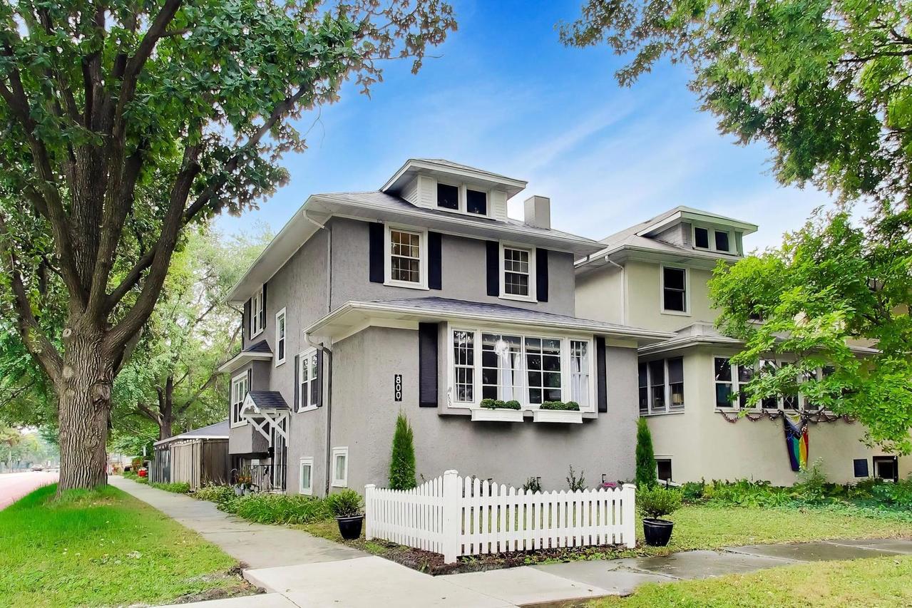 800 S Scoville Ave., Oak Park, IL 60304