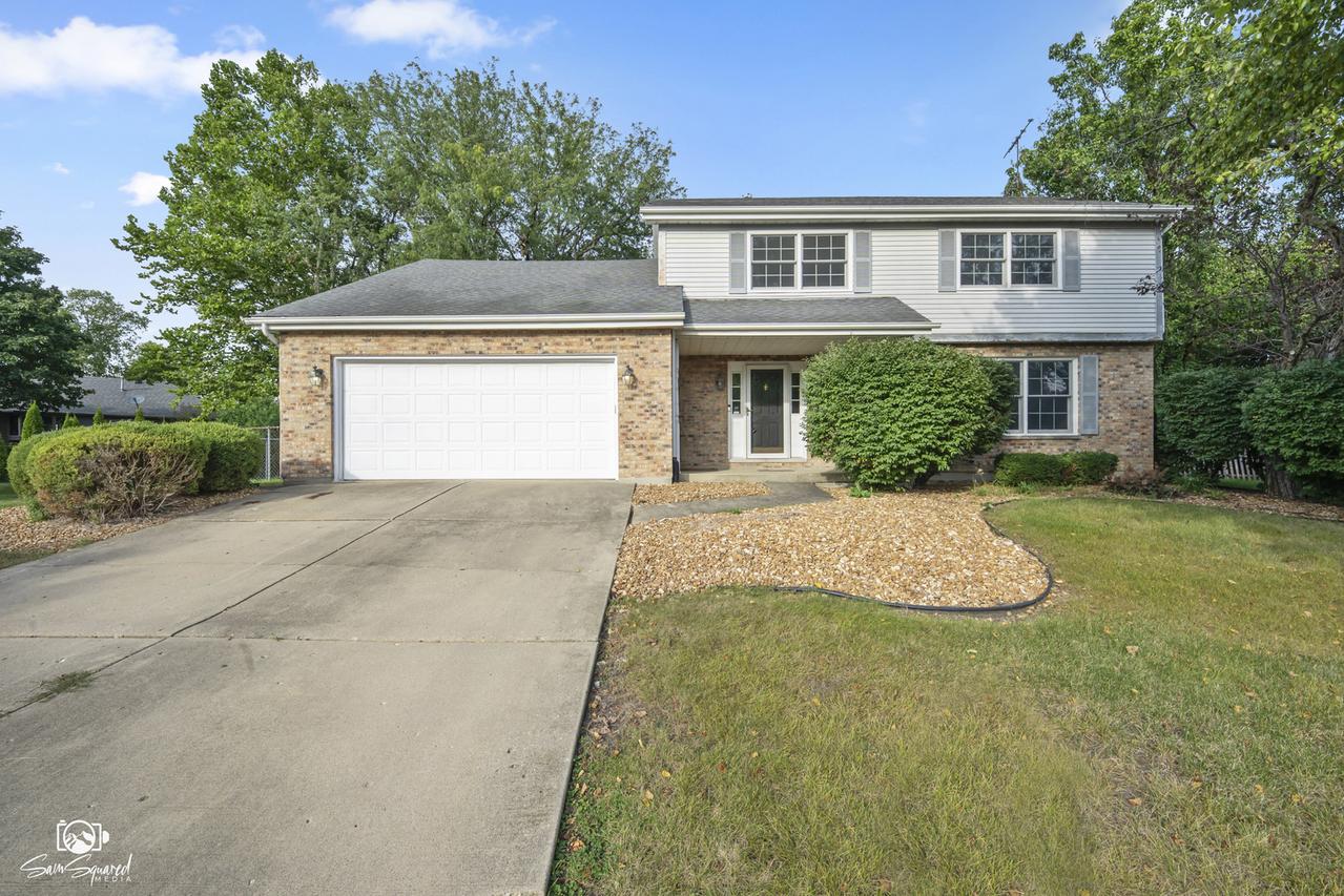 340 Rebecca Rd., Joliet, IL 60435
