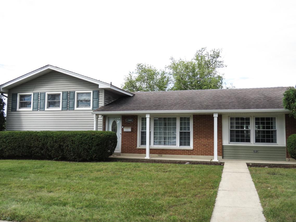 1800 N Newport Rd., Hoffman Estates, IL 60169
