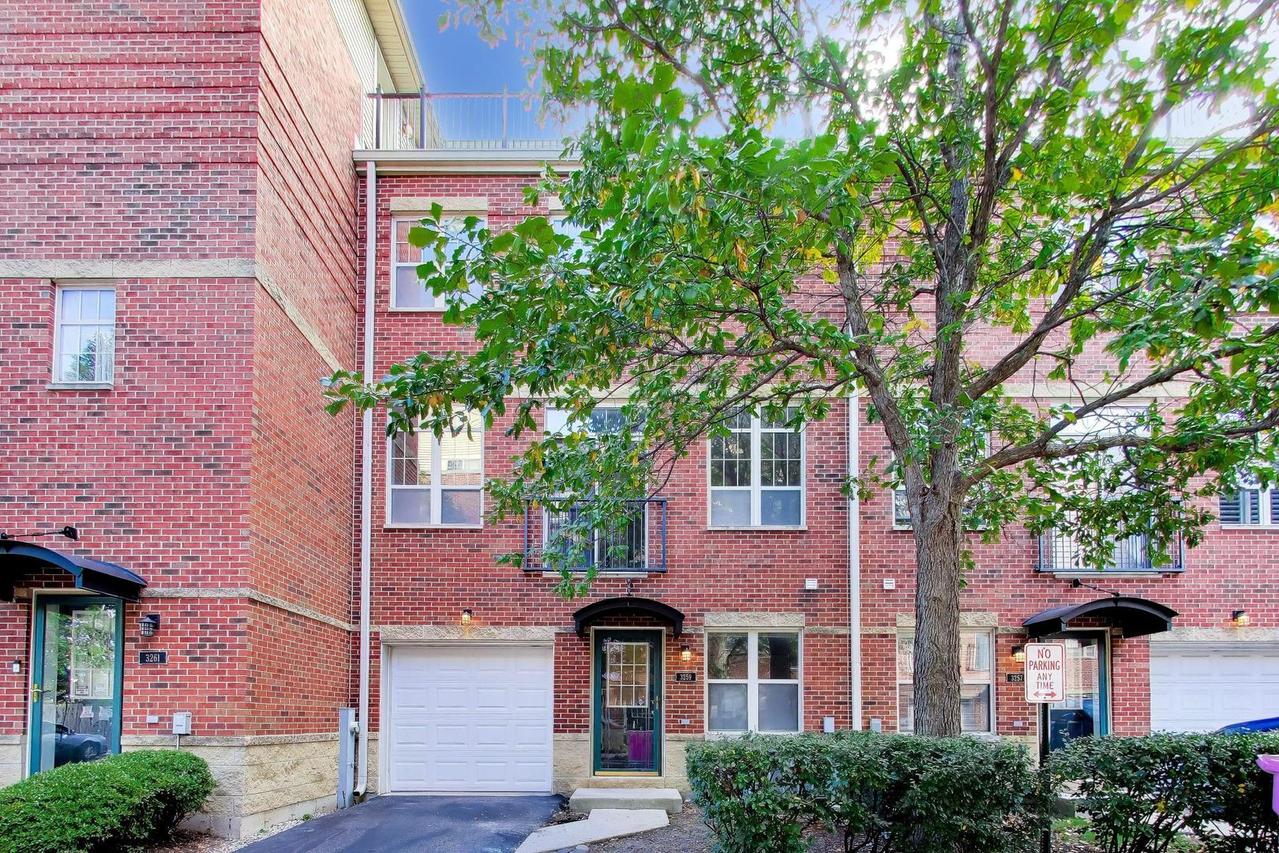 3259 N Bay Ct., Chicago, IL 60618