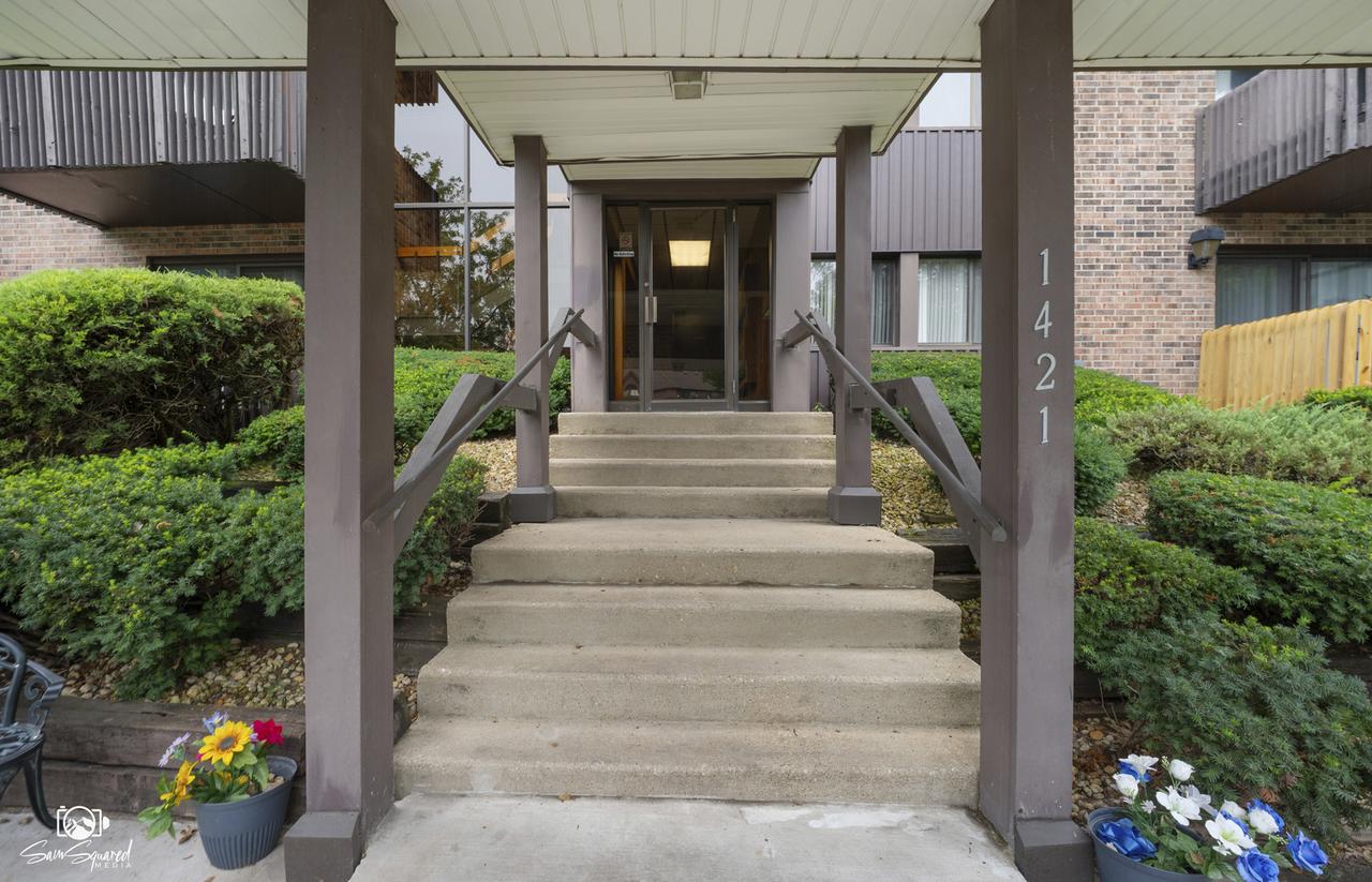 1421 Woodbridge Rd. #1A, Joliet, IL 60436