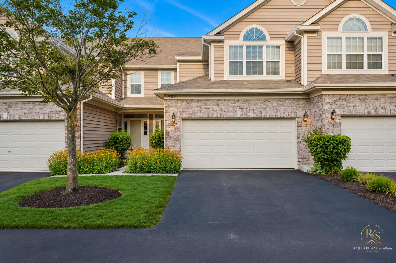 924 Havenshire Ct., Naperville, IL 60565