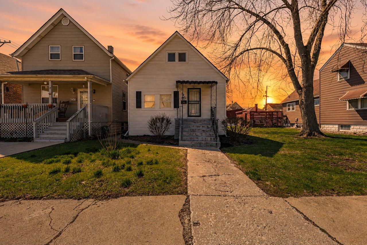 82 Isa Ave., Chicago Heights, IL 60411