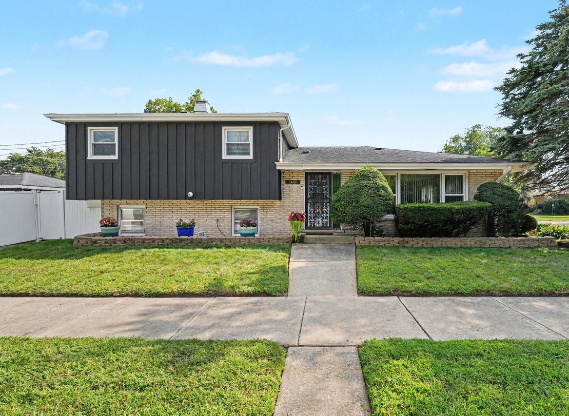 14401 Dante Ave., Dolton, IL 60419