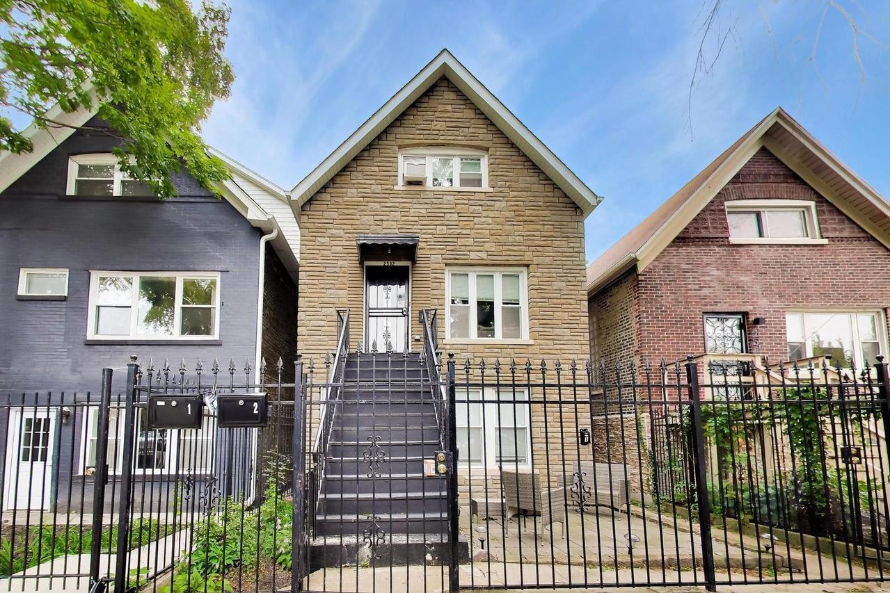 2532 W Haddon Ave., Chicago, IL 60622