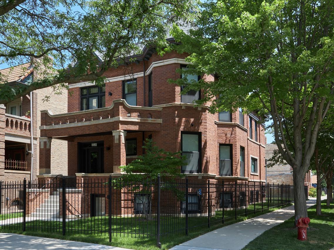2039 N Humboldt Blvd., Chicago, IL 60647
