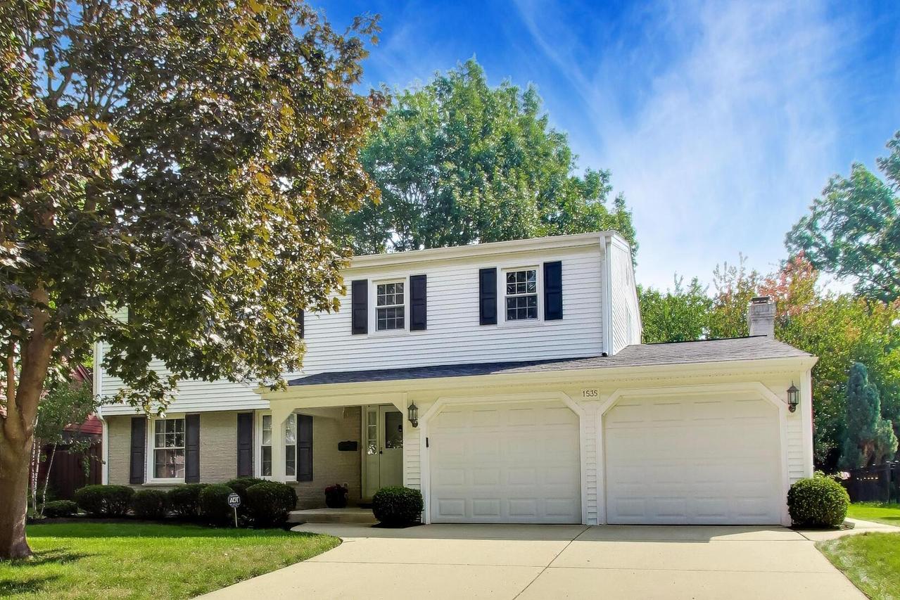 1535 N Haddow Ave., Arlington Heights, IL 60004