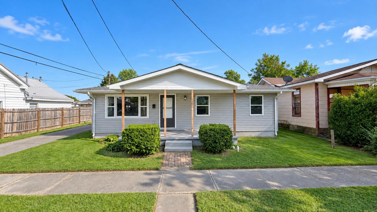710 Catherine St., Metropolis, IL 62960