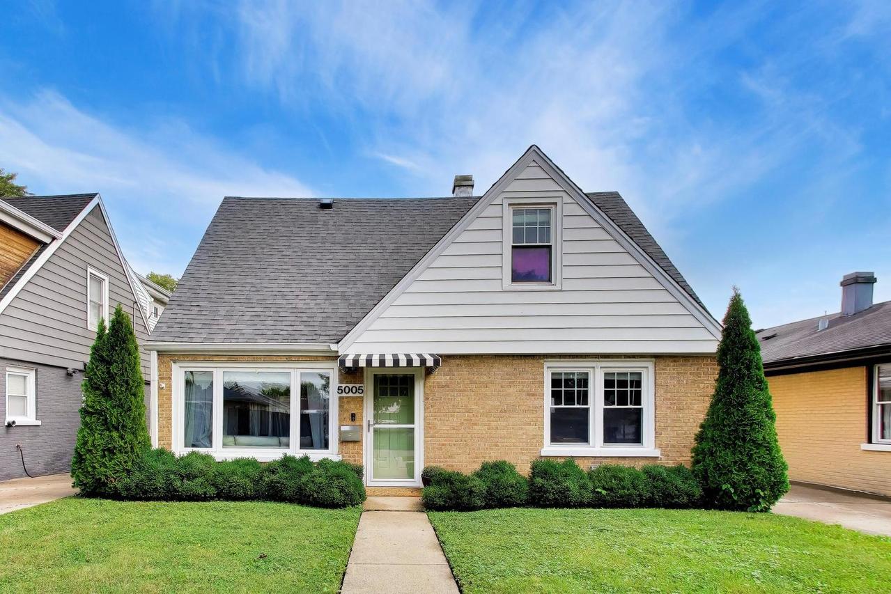 5005 N Rutherford Ave., Chicago, IL 60656