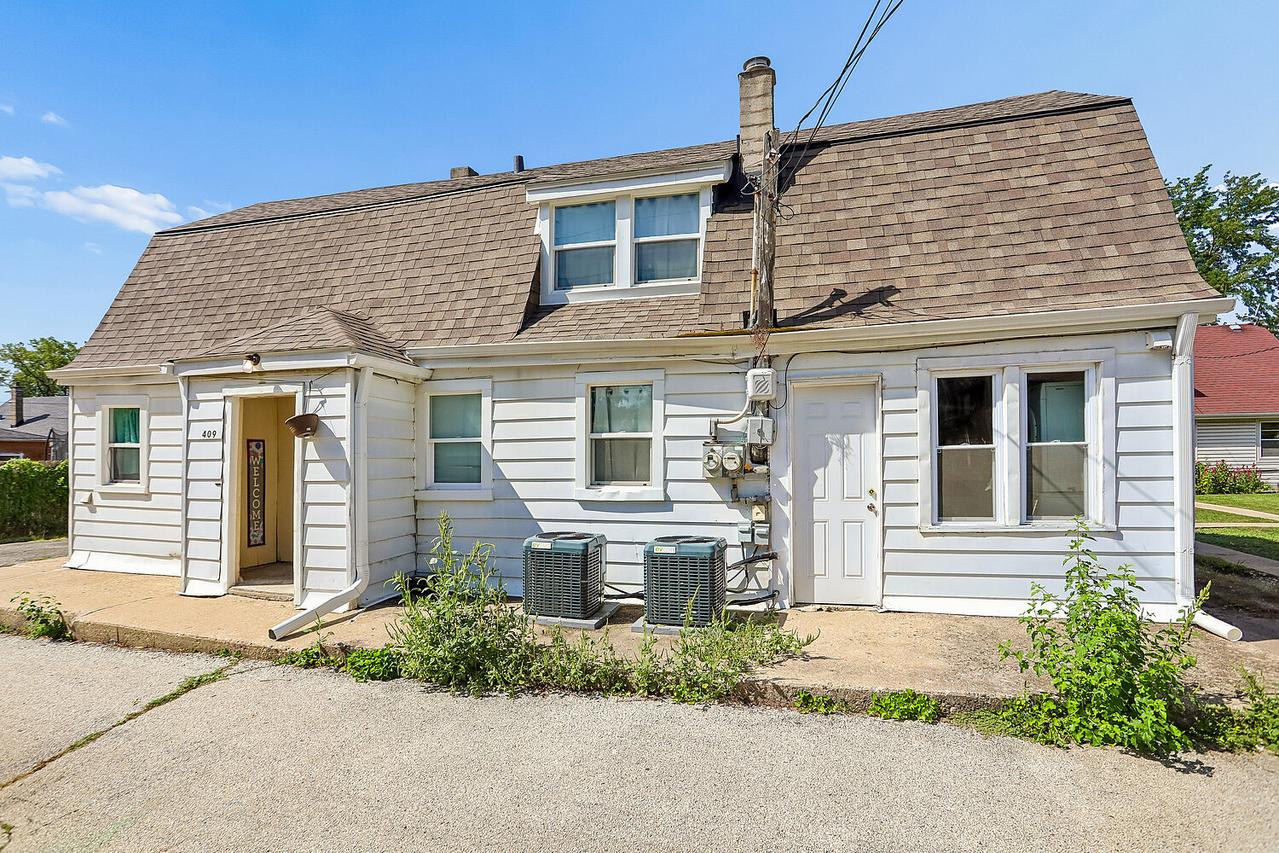 409 Barron St., Bensenville, IL 60106