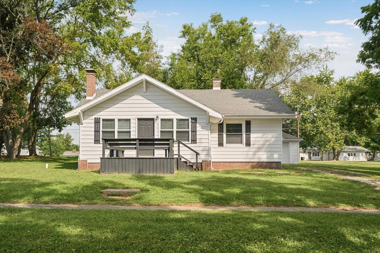 301 Clark St., Georgetown, IL 61846