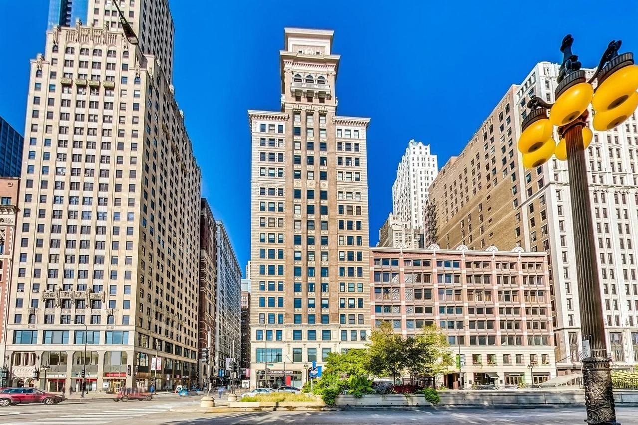 6 N Michigan Ave. #1111, Chicago, IL 60602