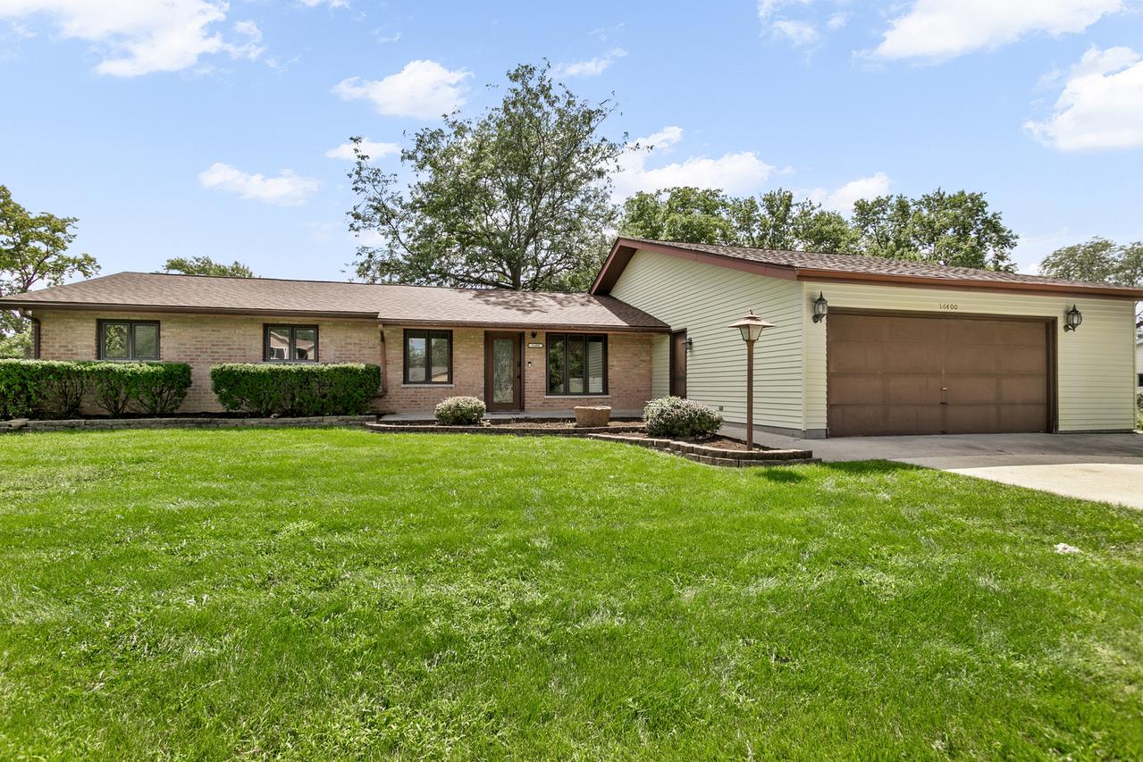 16400 Sherwood Dr., Orland Park, IL 60462