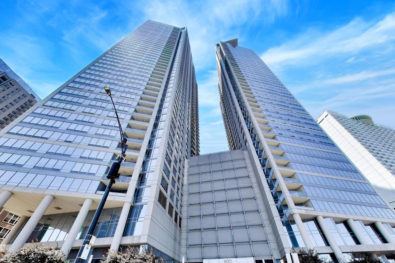600 N Lake Shore Dr. #3602, Chicago, IL 60611