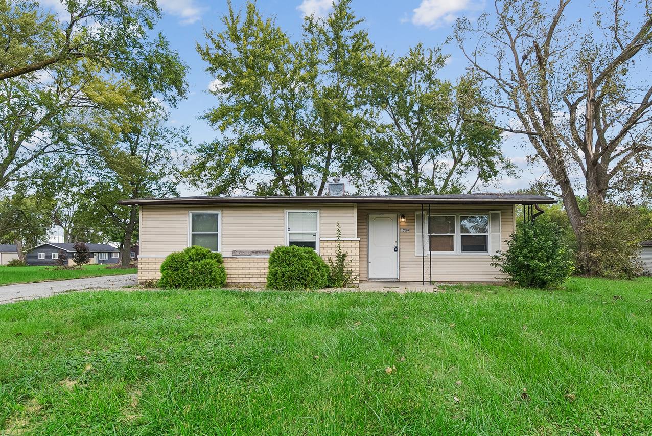 1759 222nd Pl., Sauk Village, IL 60411