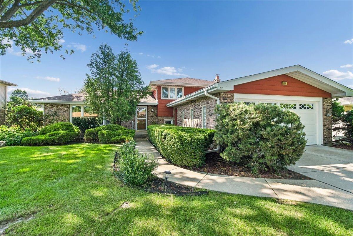 7949 Sycamore Dr., Orland Park, IL 60462