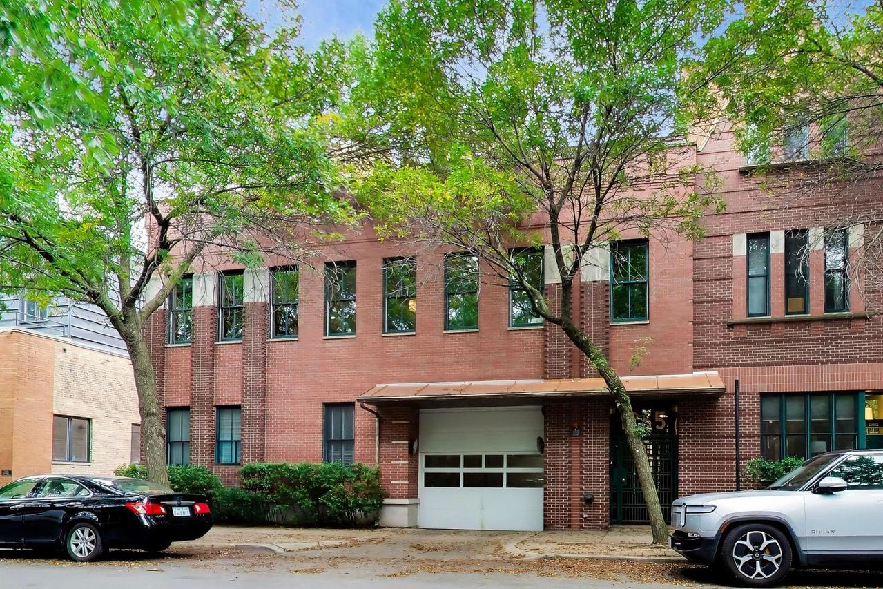 1235 W George St. #106, Chicago, IL 60657