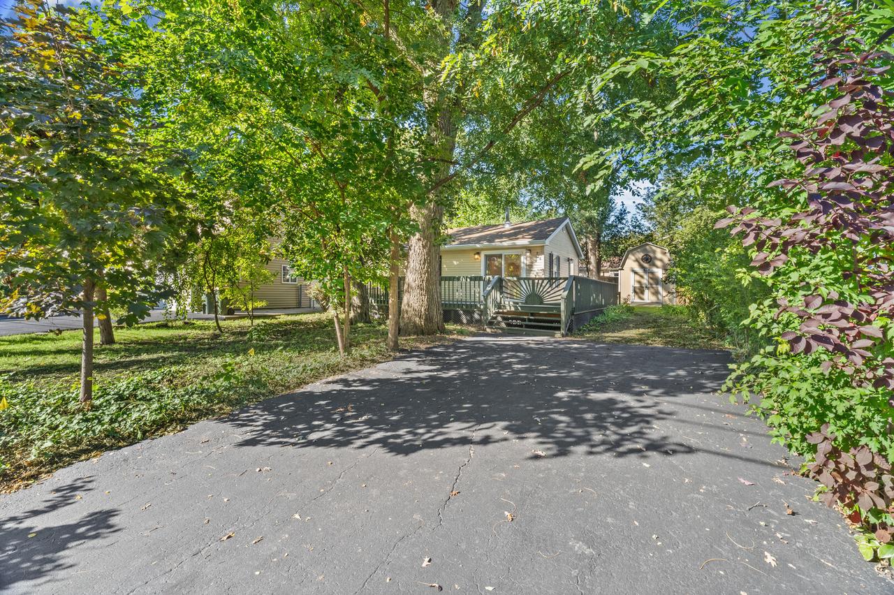 726 N Park Rd., Round Lake, IL 60073