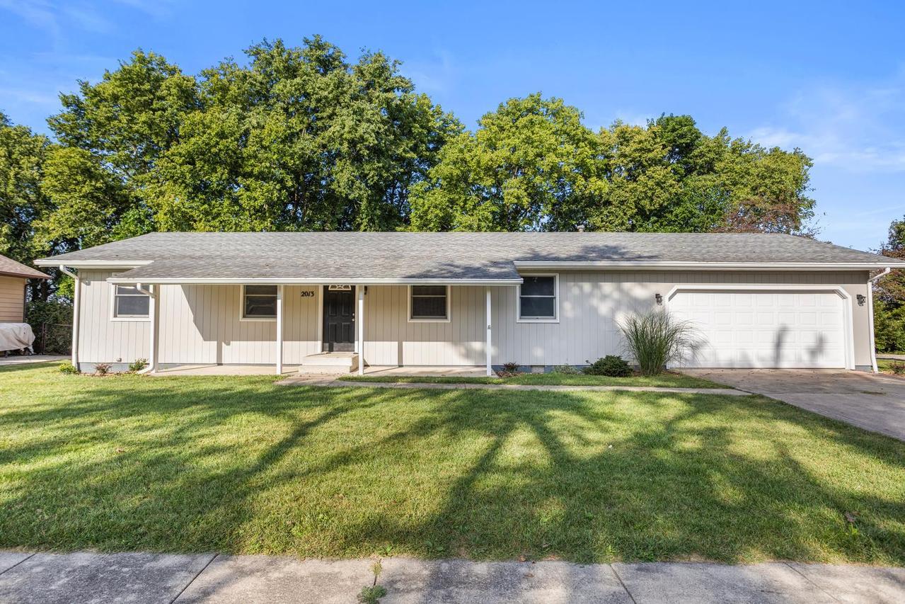 2013 Corray St., Urbana, IL 61802
