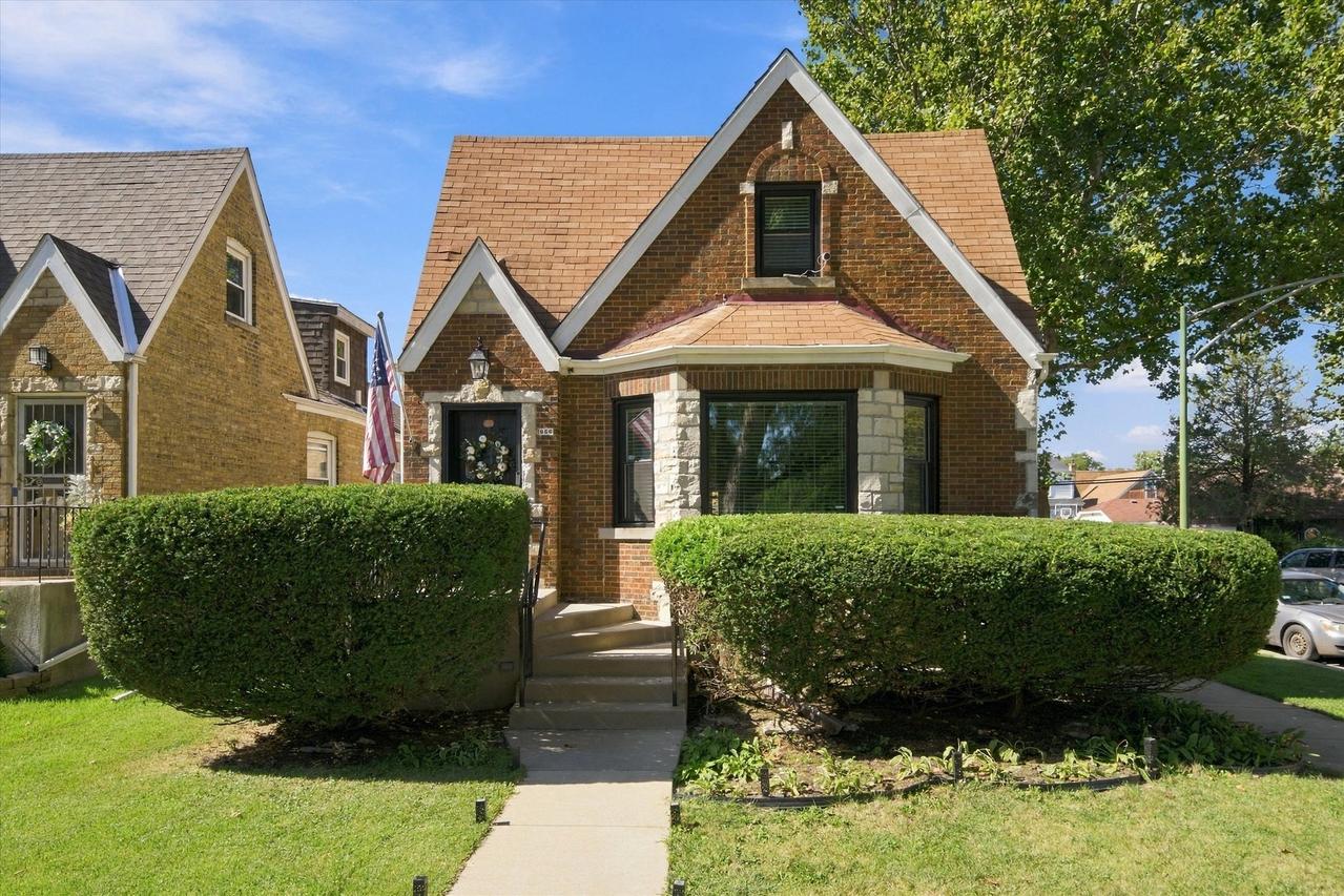3066 N Nordica Ave., Chicago, IL 60634