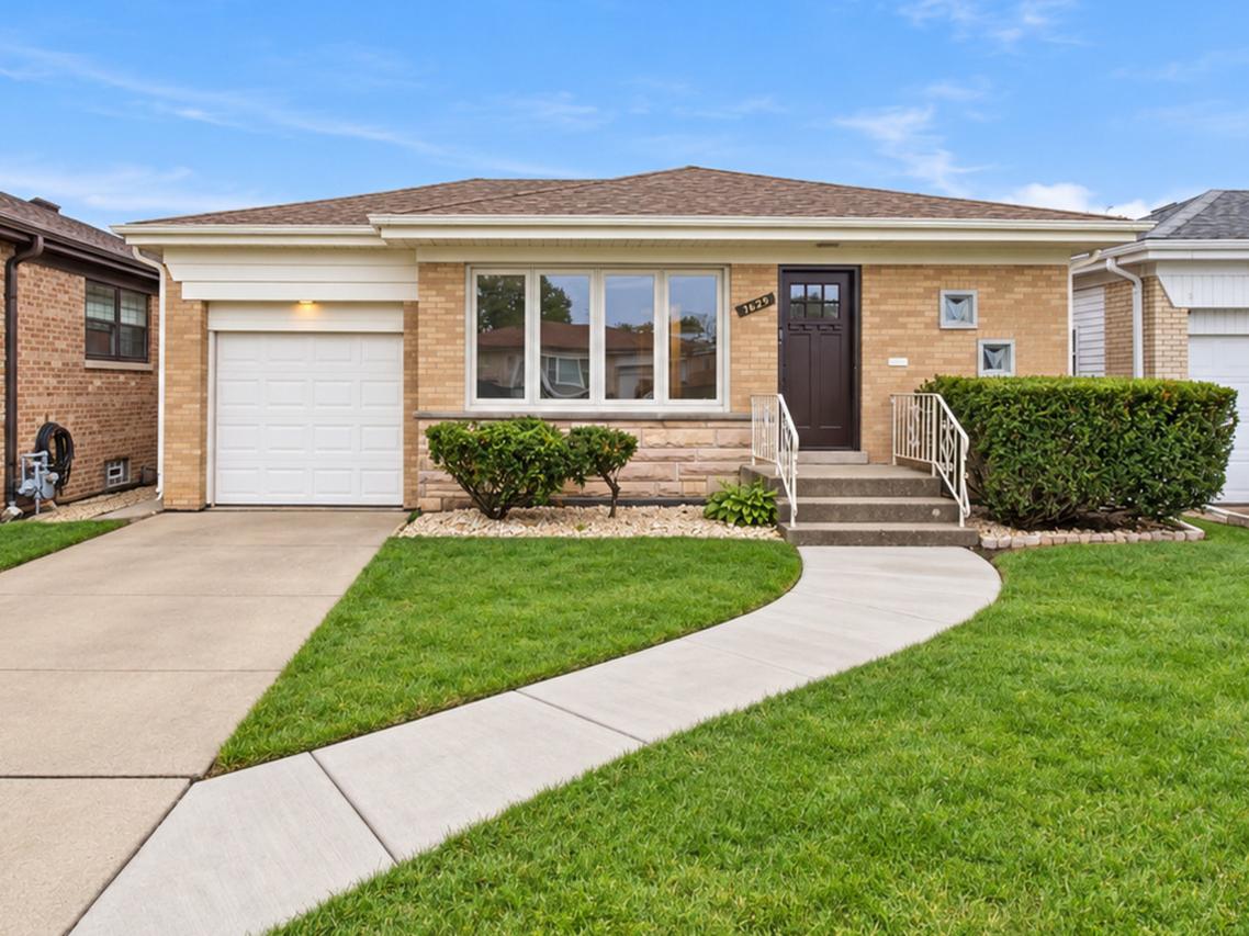 7629 W Norridge St., Harwood Heights, IL 60706