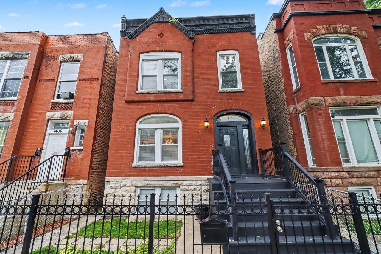 4628 S Langley Ave., Chicago, IL 60653
