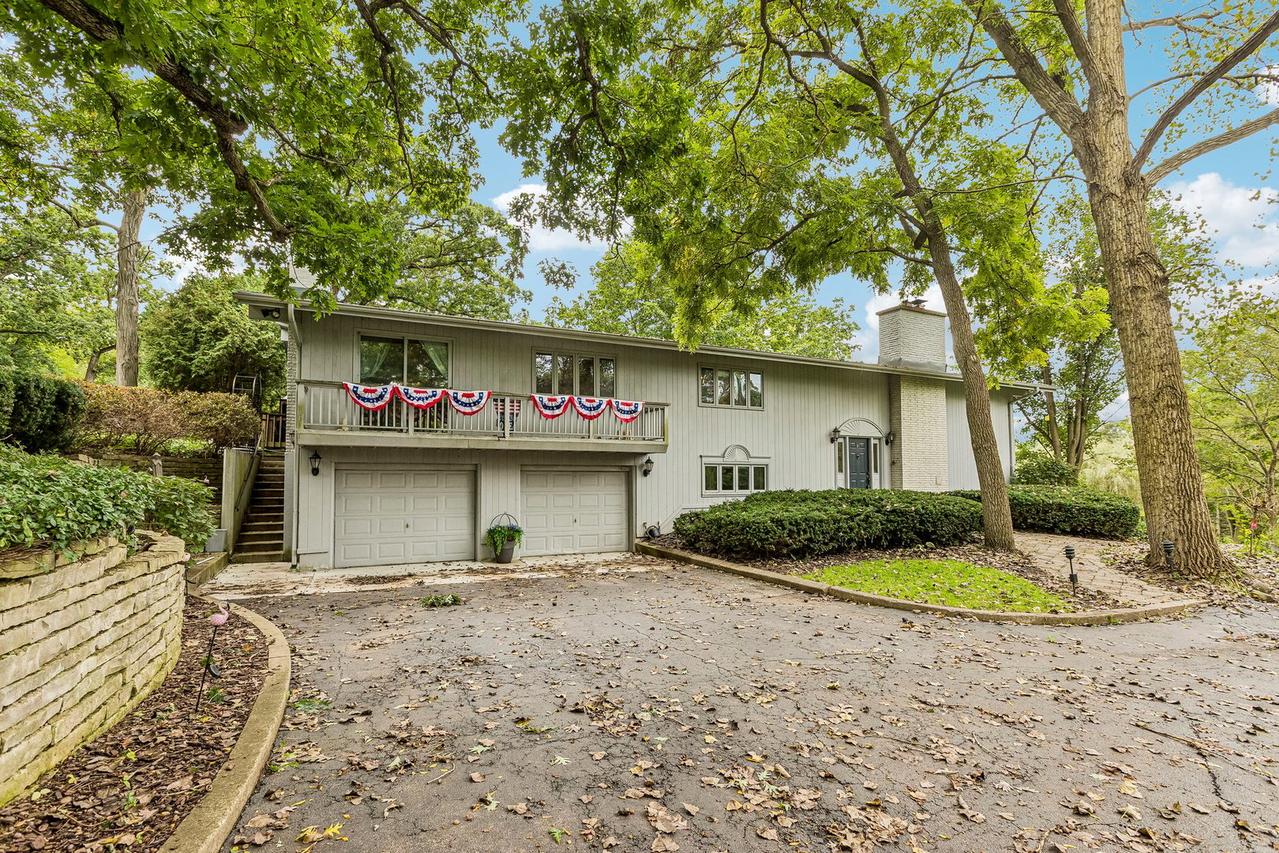 9617 Hideaway Ln., Richmond, IL 60071