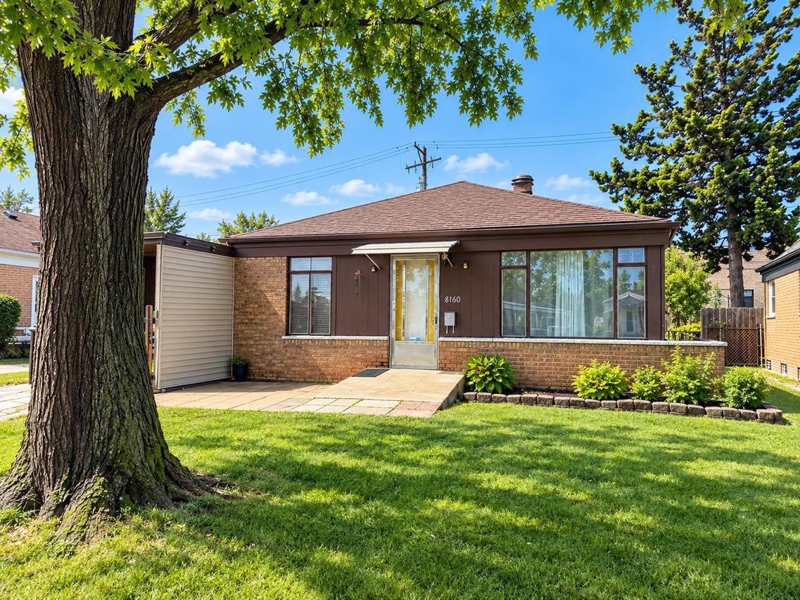 8160 S Keating Ave., Chicago, IL 60652