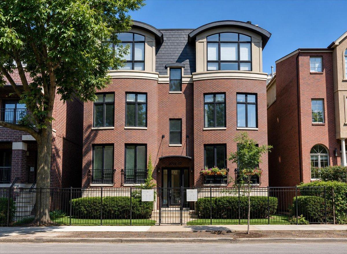 2717 N Southport Ave. #1N, Chicago, IL 60614