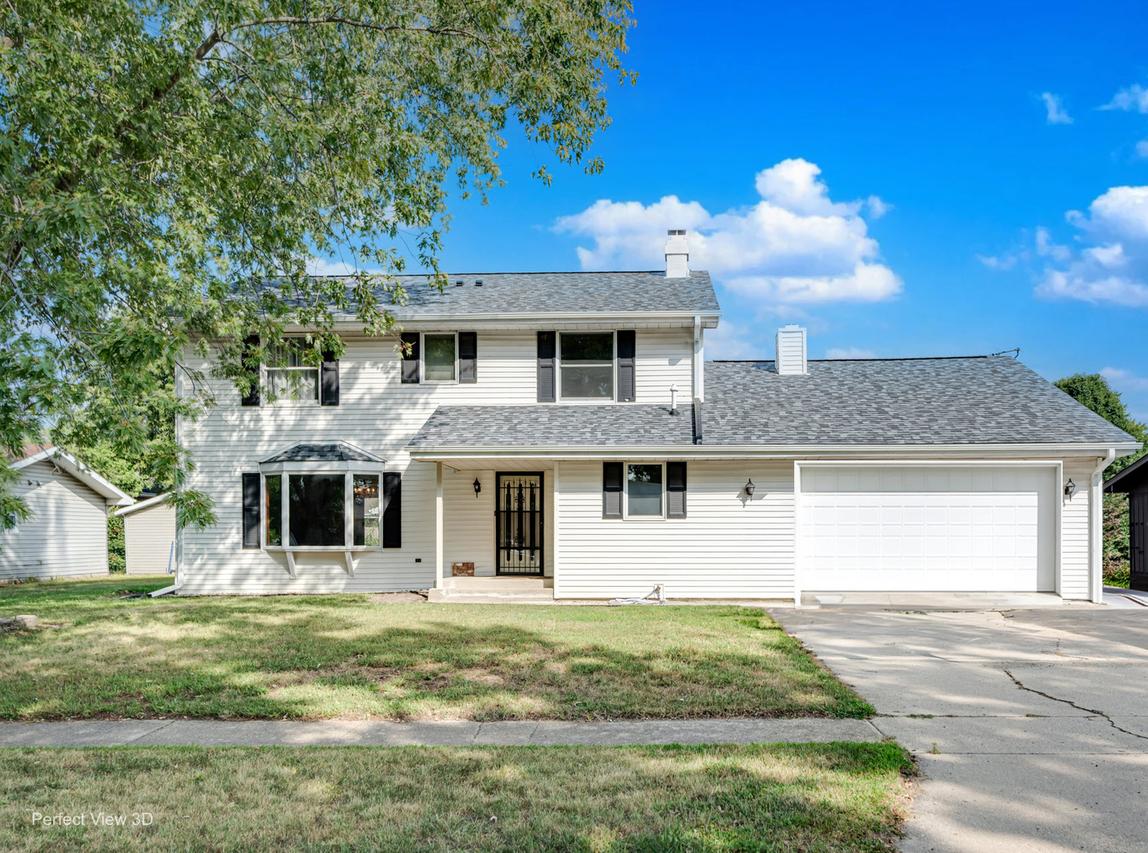 455 N Shabbona St., Coal City, IL 60416