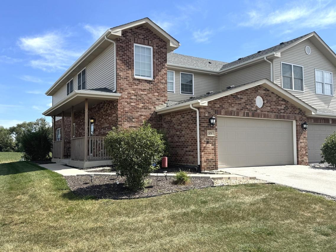 997 Regent Dr., Matteson, IL 60443