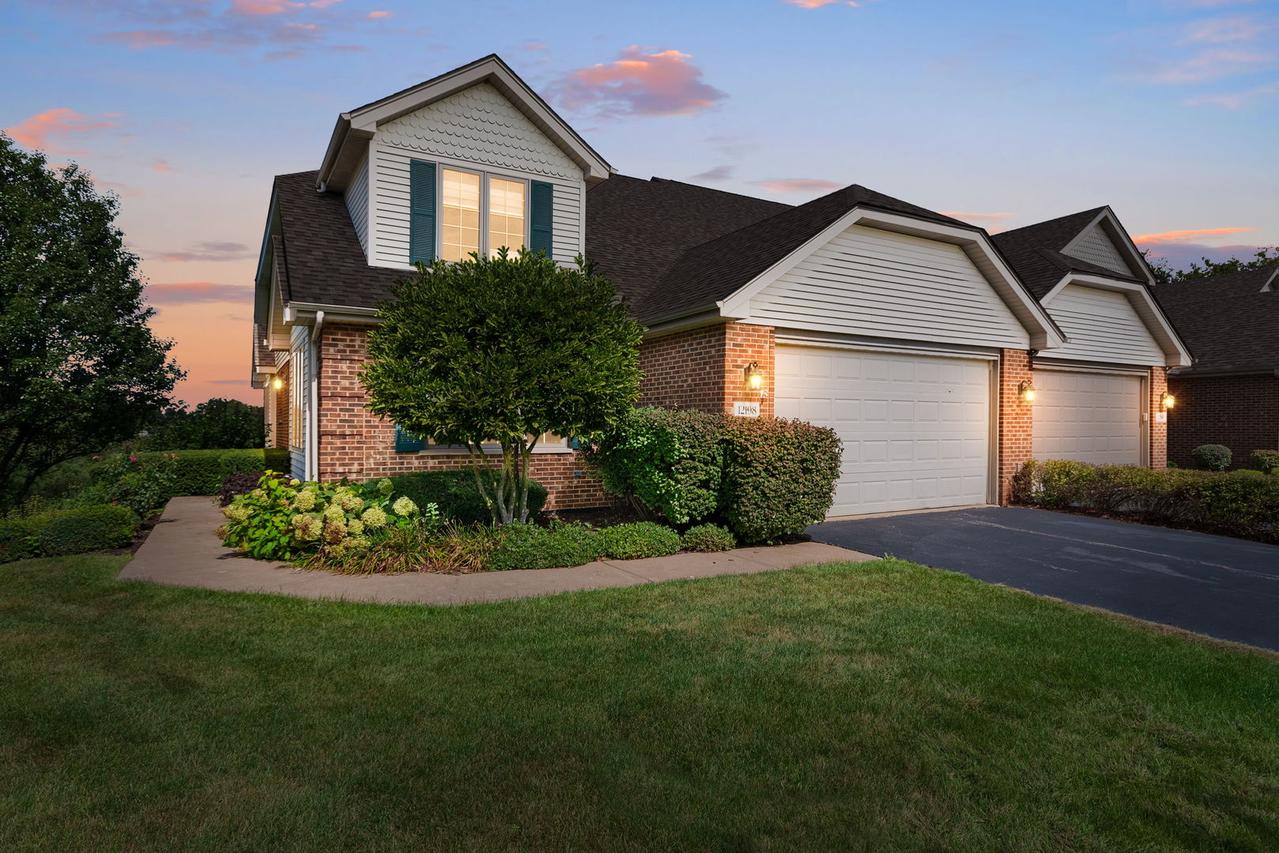 12198 Oxford Ct., Lemont, IL 60439