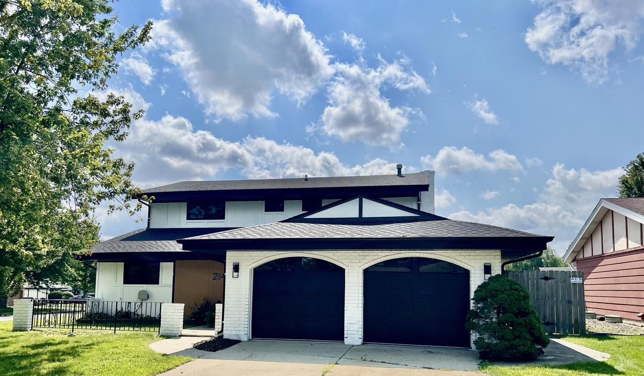 214 Cambridge Ln., Bloomingdale, IL 60108