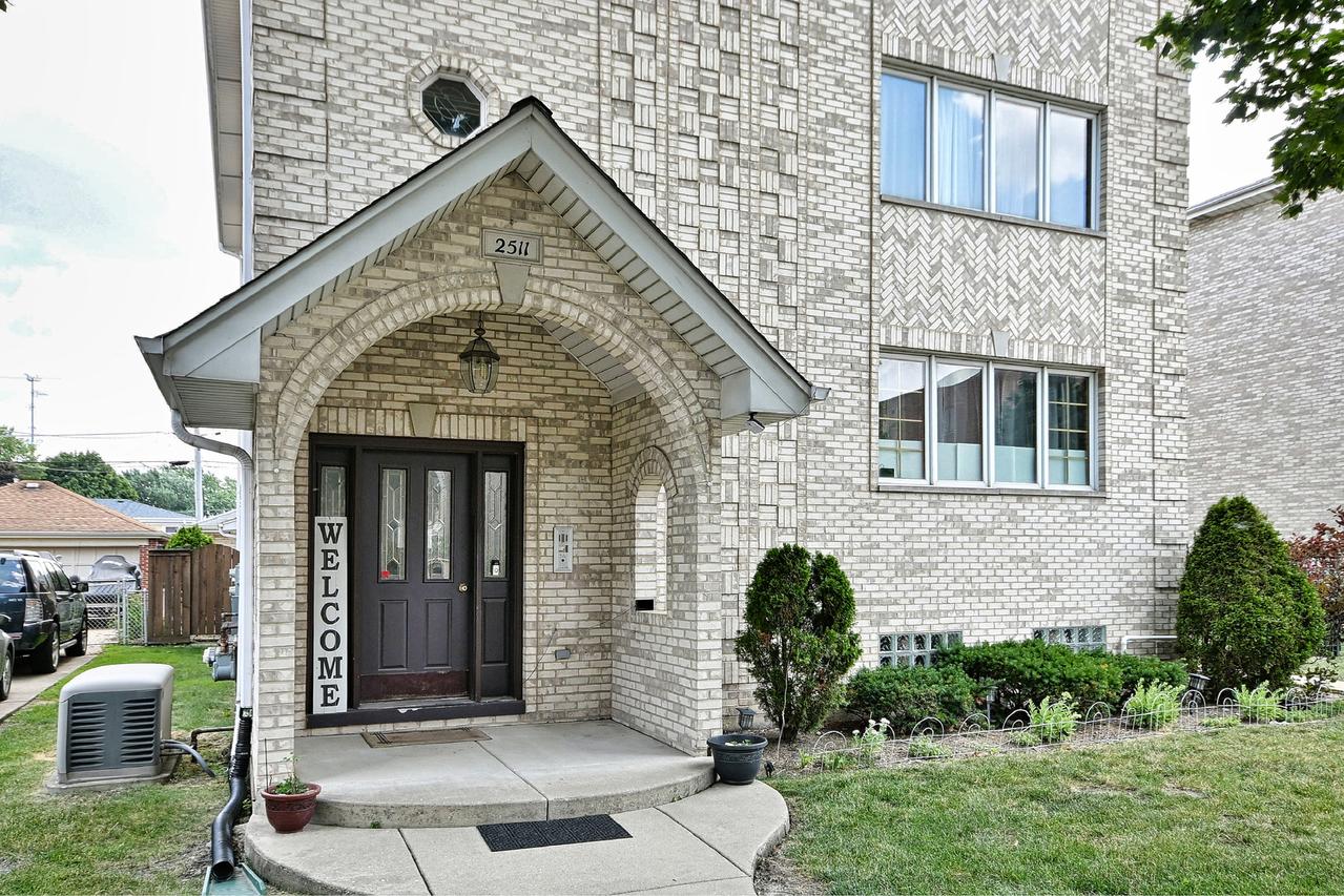 2511 N 74th Ave. #3, Elmwood Park, IL 60707