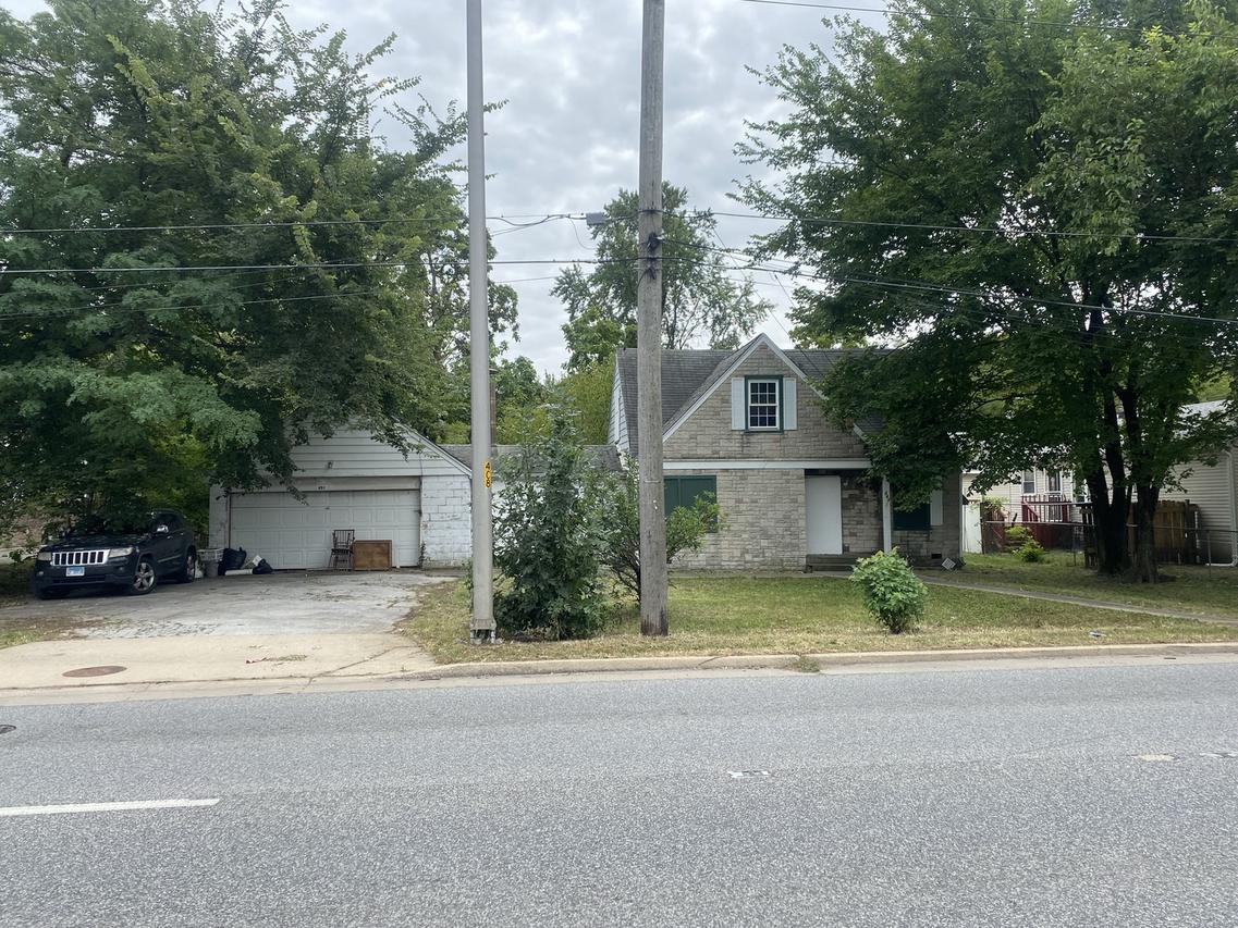 241 W Sibley Blvd., South Holland, IL 60473