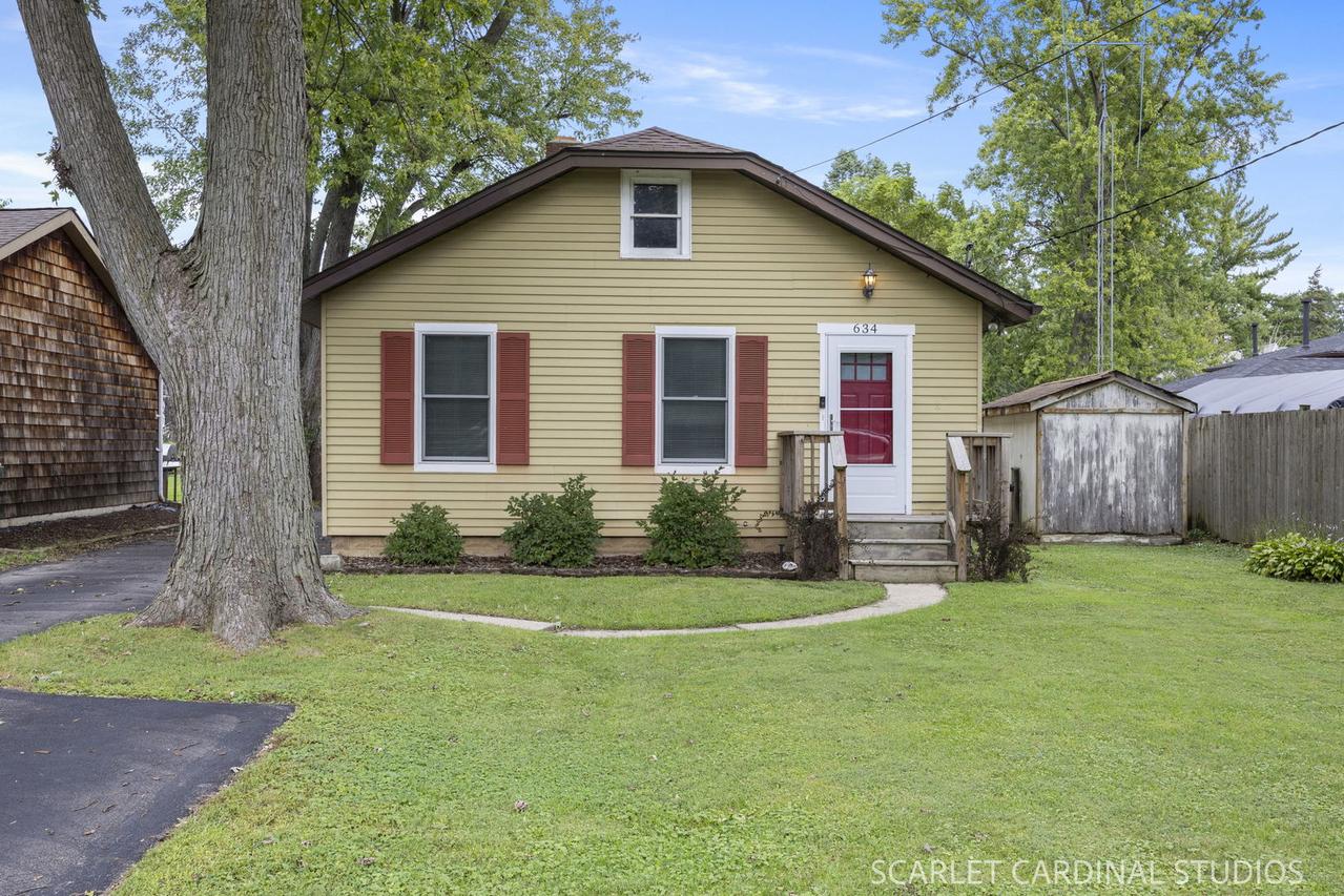 28W634 Malvin Albright St., Warrenville, IL 60555